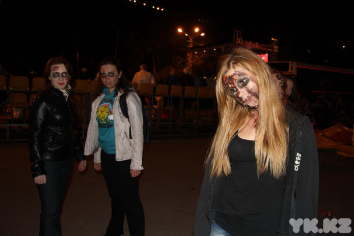 Зомби на Арбате (+фото)